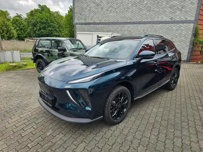 Nouă DFSK Forthing 5 98 CP (72 kW) 2026 Verde SUV