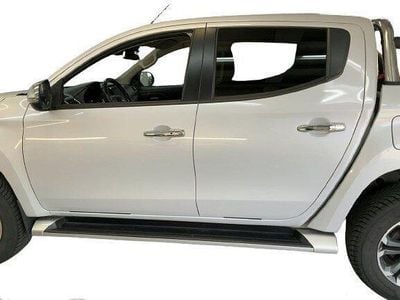 Gebraucht Mitsubishi L200 Spirit 150 PS (110 kW) 2022 Weiß metallic Pickup