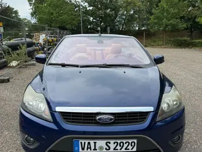 Gebraucht Ford Focus Cabriolet 145 PS (106 kW) 2009 Blau Cabrio