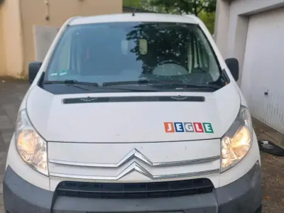 Używany Citroën Jumpy 90 KM (66 kW) 2009 Biały Minivan