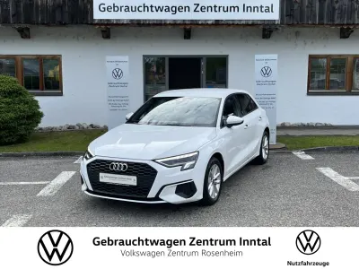 Gebraucht Audi A3 110 PS (80 kW) 2023 Weiß Limousine