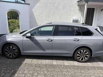 Gebraucht VW Golf VIII Active 110 PS (80 kW) 2022 Grau Kombi