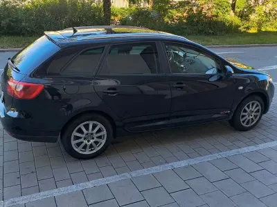 Gebraucht Seat Ibiza ST Reference 75 PS (55 kW) 2012 Schwarz Kombi