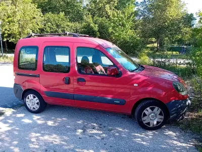 Gebraucht Renault Kangoo 75 PS (55 kW) 2007 Rot Van / Kleinbus