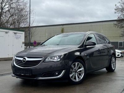 Grau Gebraucht 2016 Opel Insignia Innovation Kombi | 6.490 € (Guter Preis)