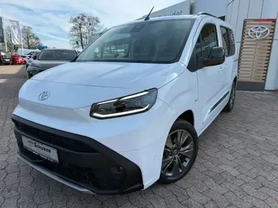 Gebraucht Toyota Proace Verso City 130 PS (95 kW) 2024 Icy white Kombi