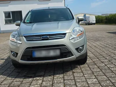 Gebraucht Ford Kuga Trend 200 PS (147 kW) 2010 Grau SUV