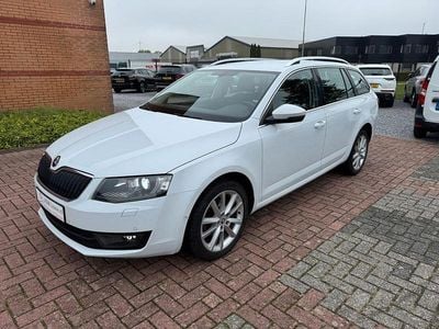 Gebraucht Skoda Octavia 110 PS (80 kW) 2016 Weiß Kombi