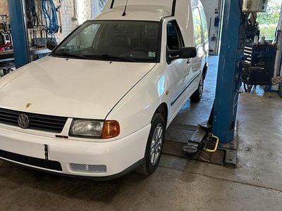 Weiß Gebraucht 2001 VW Caddy Van / Kleinbus | 3.150 €