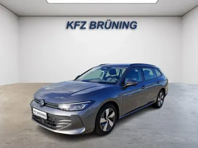 Gebraucht VW Passat 150 PS (110 kW) 2025 Diabasgrau metallic (5x5x) (metallic) Kombi