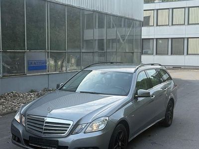 Mercedes E200
