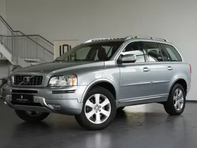 Gebraucht Volvo XC90 Executive 200 PS (147 kW) 2013 Electric silver / exterior pa SUV
