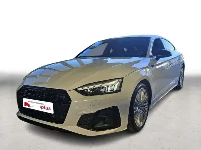 Gebraucht Audi S5 Sportback Ambiente 341 PS (250 kW) 2023 Gletscherweiß metallic Kleinwagen