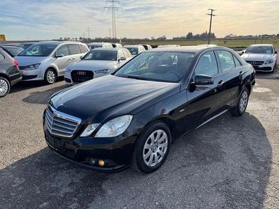 Schwarz Gebraucht 2010 Mercedes E200 Limousine | 8.990 € (Fairer Preis)