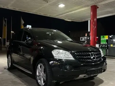 Gebraucht Mercedes ML280 190 PS (139 kW) 2006 Schwarz SUV