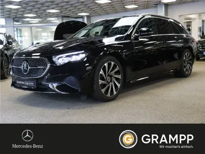 Gebraucht Mercedes E300 Avantgarde 313 PS (230 kW) 2025 Lack obsidianschwarz Kombi