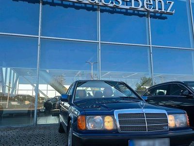 Usata Mercedes 190 Avantgarde 136 CV (100 kW) 1992 Blu Berlina