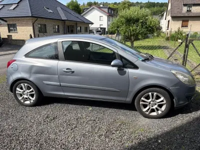 Gebraucht Opel Corsa Sport 90 PS (66 kW) 2007 Grau Kleinwagen