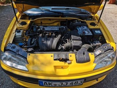 Begagnad Peugeot 306 Cabriolet 132 HK (97 kW) 1997 Gul Cab