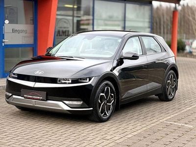 Gebraucht Hyundai Ioniq 125 kW (170 PS) 2023 Abyss black / mic (metallic) Kleinwagen