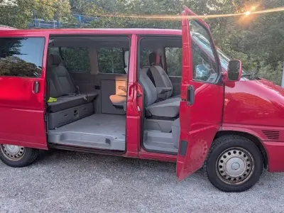 Gebraucht VW Multivan 151 PS (111 kW) 1999 Rot Van / Kleinbus