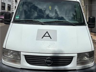 Opel Movano
