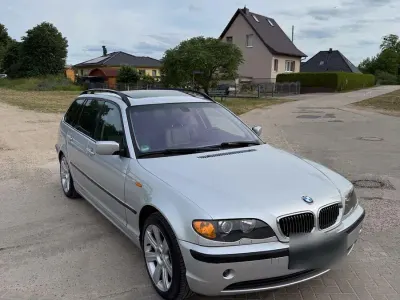 Gebraucht BMW 320 Comfort Edition 170 PS (125 kW) 2002 Silber Kombi