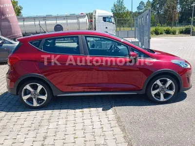 Gebraucht Ford Fiesta Active 86 PS (63 kW) 2018 Rot Kleinwagen