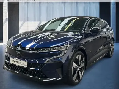 Occasion Renault Megane E-Tech Techno 160 kW (218 ch) 2022 Bleue Berline