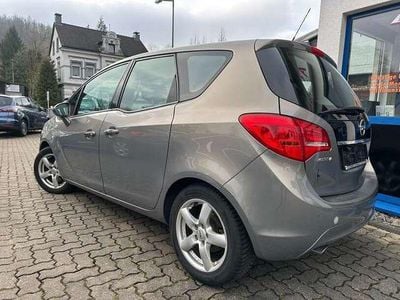 Gebraucht Opel Meriva Innovation 140 PS (102 kW) 2011 Muskatgrau/muskat braun Van / Kleinbus