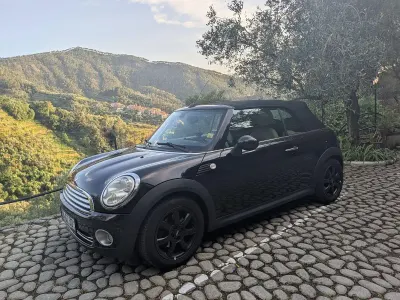Gebraucht Mini Cooper 120 PS (88 kW) 2010 Schwarz Kleinwagen