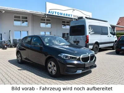 Gebraucht BMW 118 Advantage 136 PS (100 kW) 2023 Schwarz Limousine