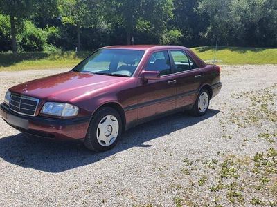 Mercedes C180