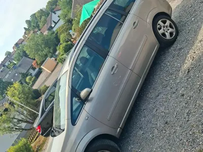 Gebraucht Opel Zafira 120 PS (88 kW) 2006 Grau Van / Kleinbus