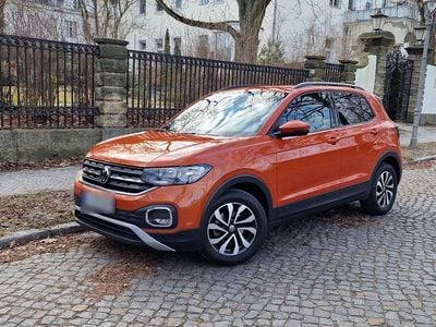 Gebraucht VW T-Cross Active 95 PS (69 kW) 2023 Orange SUV