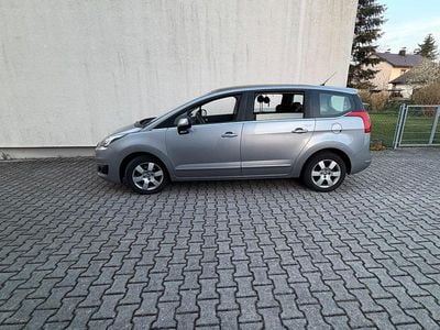 Gebraucht Peugeot 5008 115 PS (84 kW) 2014 Grau Van / Kleinbus