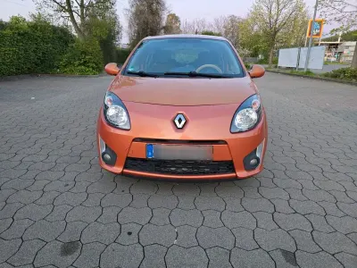 Usata Renault Twingo 75 CV (55 kW) 2008 Arancione Utilitaria