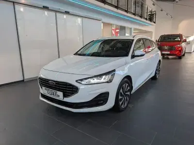 Gebraucht Ford Focus Titanium X 125 PS (91 kW) 2023 Weiß Limousine