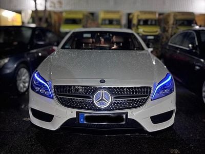 Weiß Gebraucht 2015 Mercedes CLS350 AMG line Limousine | 23.000 € (Etwas zu teuer)