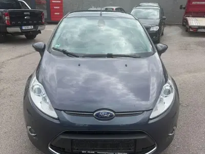 Gebraucht Ford Fiesta Titanium 95 PS (69 kW) 2012 Schwarz Limousine
