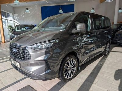 Grau Neu 2025 Ford Tourneo Van / Kleinbus | 48.790 € (Guter Preis)