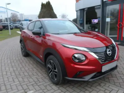 Gebraucht Nissan Juke N-Connecta 143 PS (105 kW) 2025 Fuji sunset red SUV