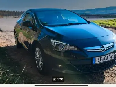 Brugt Opel Astra GTC Innovation 179 HK (131 kW) 2012 Sort Coupe