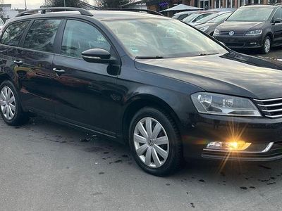 Schwarz Gebraucht 2011 VW Passat Trendline Kombi | 4.998 € (Fairer Preis)