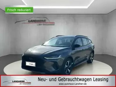 Gebraucht Ford Focus ST-Line 120 PS (88 kW) 2025 Magnetic grau (metallic) Kombi