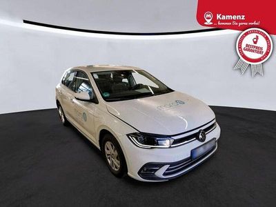 Gebraucht VW Polo Style 95 PS (69 kW) 2023 Weiß Kleinwagen