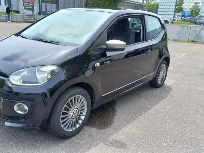Gebraucht VW up! 75 PS (55 kW) 2013 Schwarz Kleinwagen