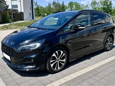 Gebraucht Ford S-MAX ST-Line 190 PS (139 kW) 2023 Schwarz Van / Kleinbus