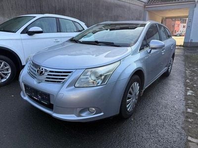 Usata Toyota Avensis Edition 147 CV (108 kW) 2012 Argento Station wagon