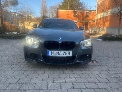 Grau Gebraucht 2015 BMW 118 M Sport Kleinwagen | 11.300 € (Fairer Preis)